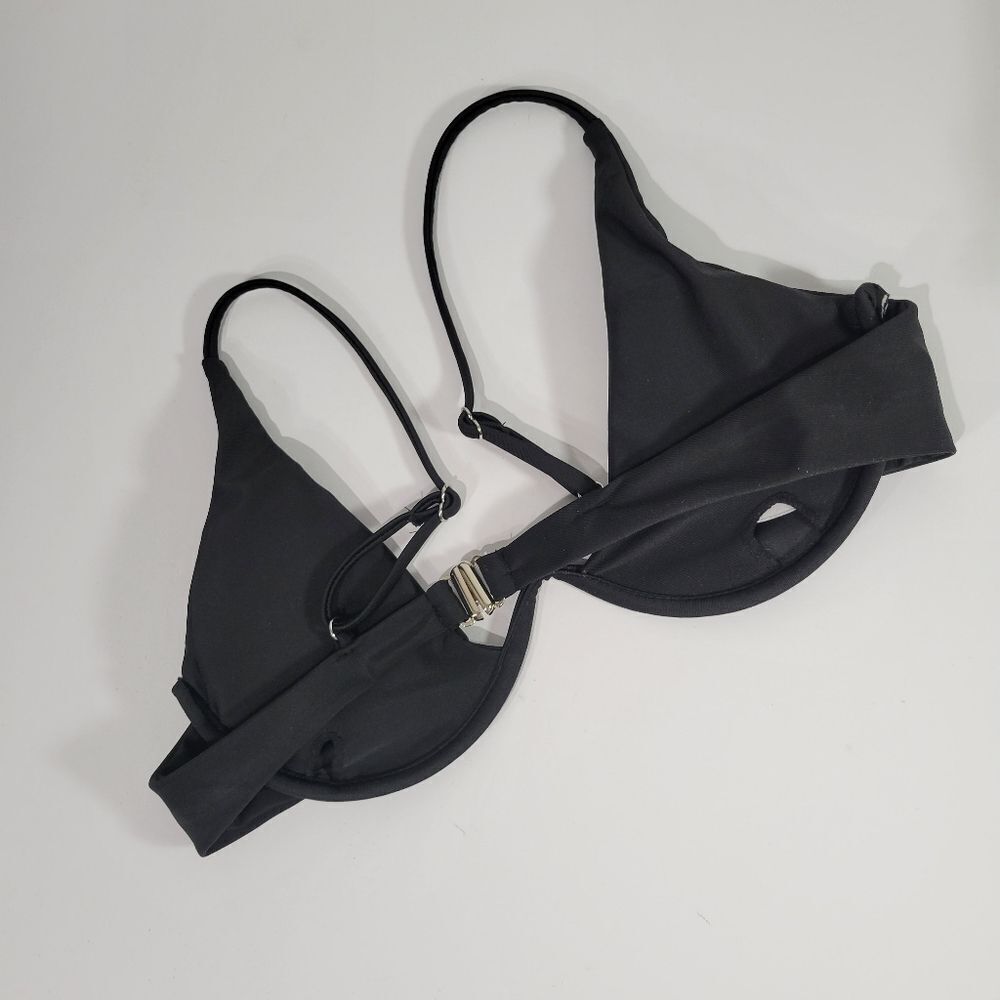 SHEIN black bikini top - Picture 9 of 11